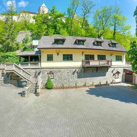 Resort U Jelena Křivoklát 외부 사진