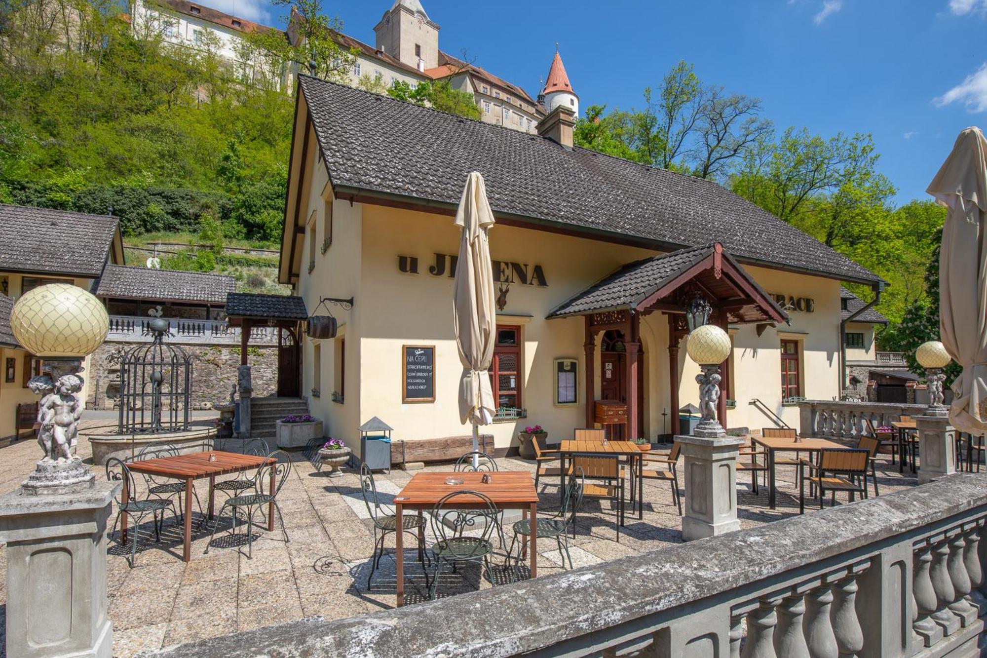 Resort U Jelena Křivoklát 외부 사진