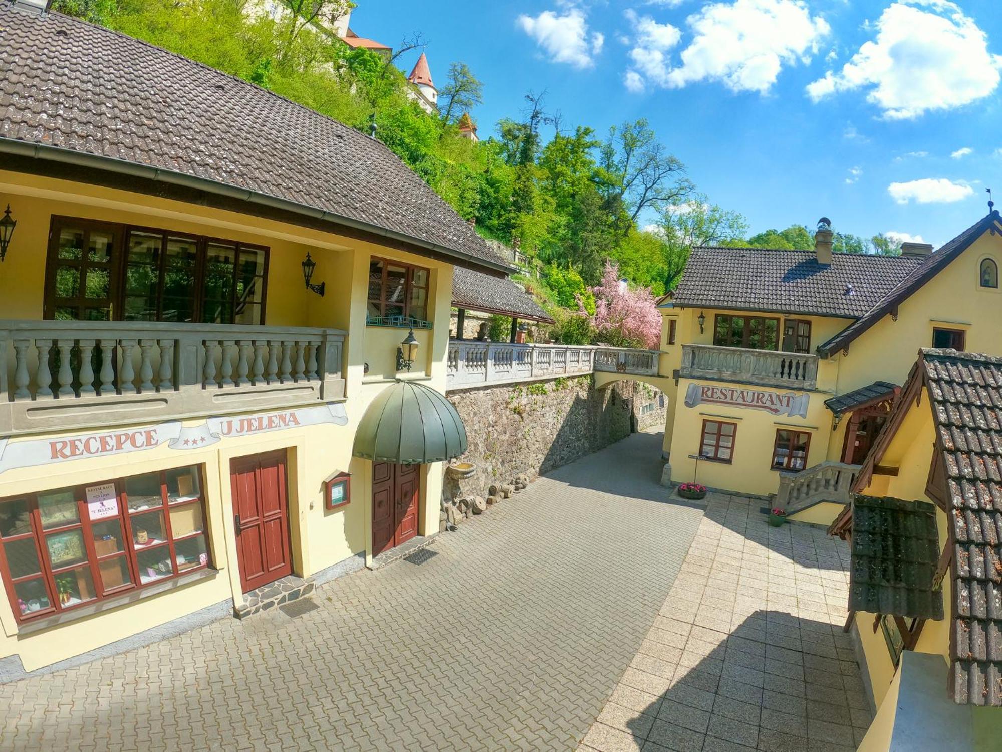 Resort U Jelena Křivoklát 외부 사진